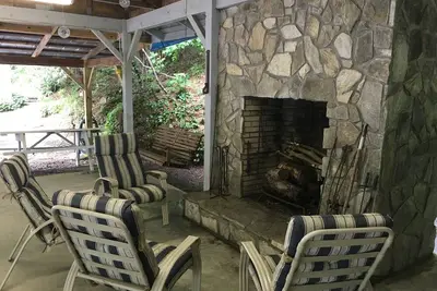 Image de Maison \/ Pavillon privé au bord de la rivière, Blue Ridge Moutains, comté d'Alleghany, Caroline du Nord