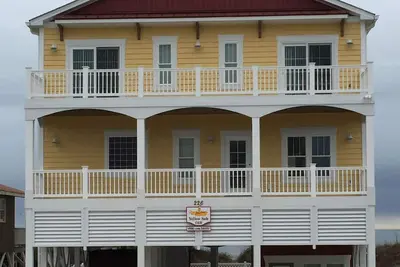 Image de Belle maison face à l'océan avec une vue imprenable