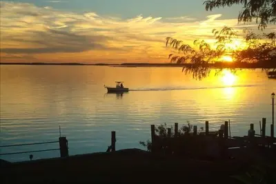 Image de Water Front Retreat - Lever et coucher de soleil eau Vues