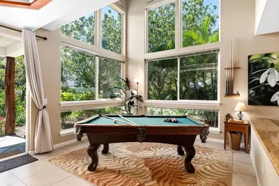 Image de Plaisir en famille! Poolside & Pool Table Unit With Exclusive Hilton Pool Pass 2019-20!