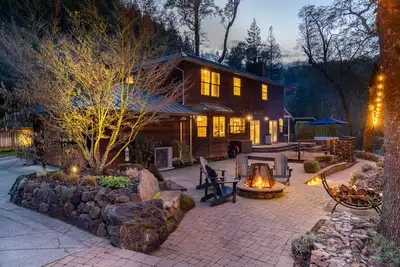 Image de Superbe maison nichée dans les collines du pays viticole de Sonoma (2 nuits min)