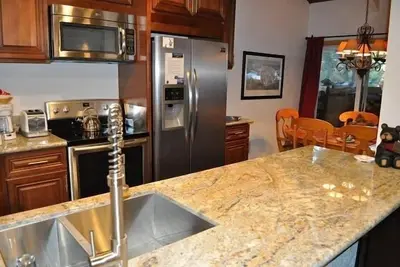 Image de Meilleure offre à Mammoth! 5-Star Condo Mise à jour - lit King, Dvr, WiFi rapide