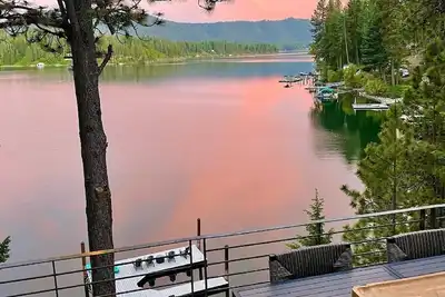 Image de The Lake House sur Hayden