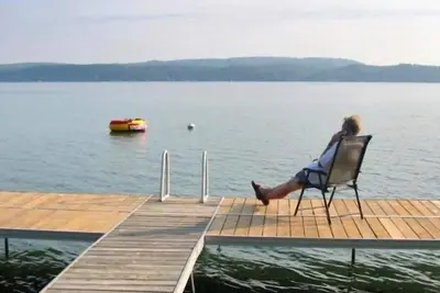 Image de Belle Crystal Lake Ă Notre Casa De Lago