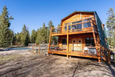 Image de Wolf Hollow - Cabine sereine et confortable Situé à 50 km de Pnj avec branchements pour Vr complets