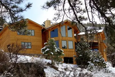 Image de Massive Luxury Mountain Home Idéal pour les familles (# 3008)