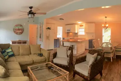 Image de Million Dollar Double Wide! ! !