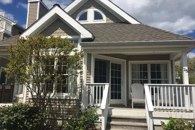 Image de Charmant cottage de 3 chambres \"The Buttonhouse\"! Week-ends d'automne disponibles!