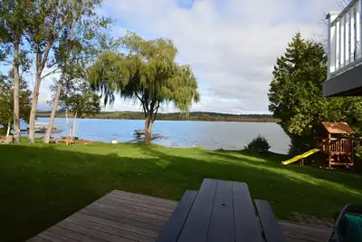Image de Nouveaux objets Et récemment rénové Accueil Lakefront