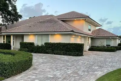 Image de Pga National Dans Marlwood, avec piscine privée et Golf / étang Voir