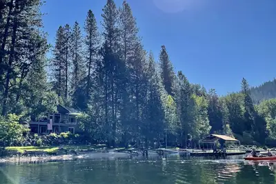 Image de Plage privée sur une baie isolée, Famille d'accueil confortable