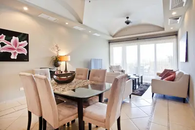 Offres spéciales-Condo de luxe, moderm et vue sur l'océan à la Diria
