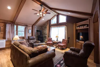 Image de Luxury Cabin Perfect Location (Rainbow Lake, Ny)
