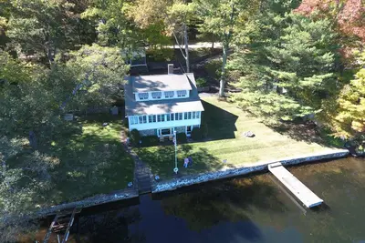 Image de Maison traditionnelle Lake, près de Old Sturbridge Village