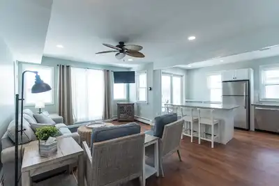 Image de Condo Pristine Hgtv Inspiré Rénové 5/17 W / Vues Océan Dégagées & Accès