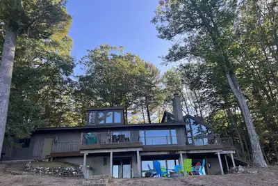 Image de Traverse City luxe sur tous les sports lac Spider; 200 pieds de façade de sable