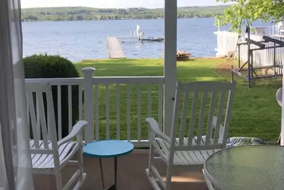 Image de Confortable, 3 chambres Waterfront Cottage sur le lac Chautauqua