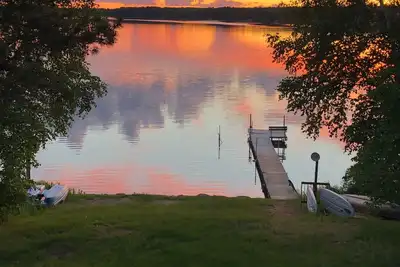 Image de Espace De Vie Mis À Jour! Réservez dès aujourd'hui pour passer l'été 2019 Sur Le Lac!