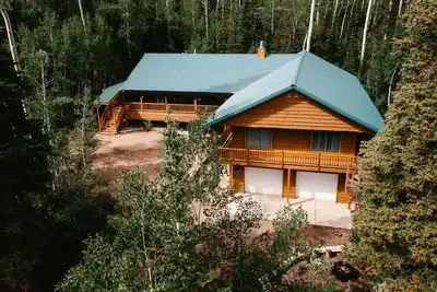 Image de Grande cabine parfaite pour plusieurs familles!
