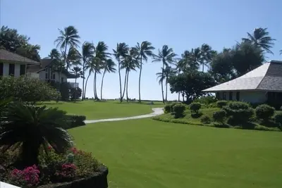 Image de Kiahuna Plantation avec vue sur l'océan