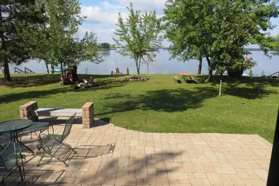 Image de Maison de vacances sur l'eau avec votre propre quai, Castle Rock Lake Wi $ 1, 036 \/ w