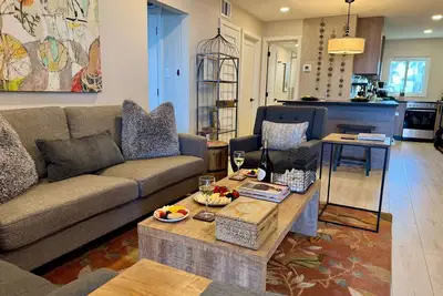 Image de Directement sur la plage! Beau condo au rez-de-chaussée