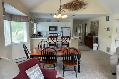 Image de Belle villa de golf Fairway Village avec 3 chambres et 2 salles de bains Ă Bw Resort!