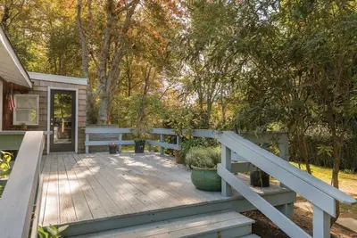 Image de Chalet d'été près de la baie, plages de l'océan