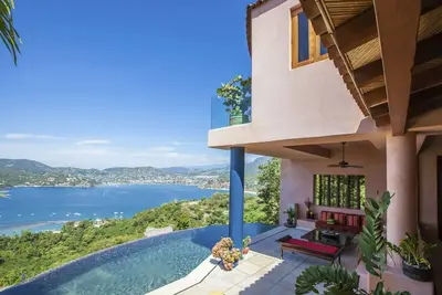 Image de Superbe Bayview Zihuatanejo Villa de luxe * Casa Espiritu *