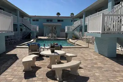 Image de ** SPÉCIAL Mensuel 30% De RÉDUCTION ** Beach Bungalow à deux pas de l'océan