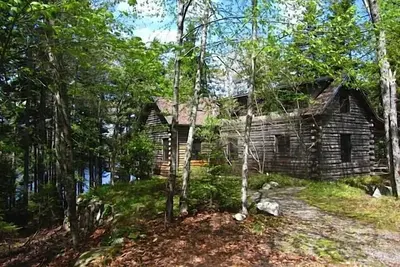 Image de Calme, détente et familial Lakeside Chalet