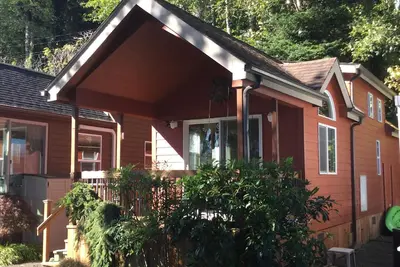 Image de Cozy River Cottage sur la cĂ´te de l'Oregon
