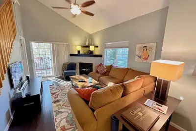 Image de Belle Creekside Condominium - 2 chambres + Loft