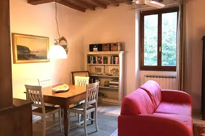 Image de Riverfront Florence Appartment Excellent rapport qualité \/ prix Parking facile en dehors de la zone Ztl