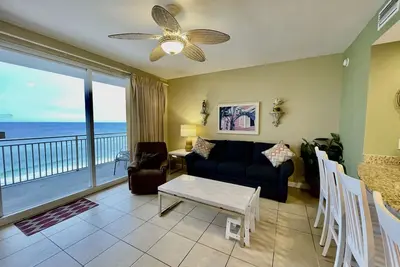 Image de Splash - Gorgeous1BR / 2Bath, service de chaise de plage / Wi-Fi sans condo adapté aux familles
