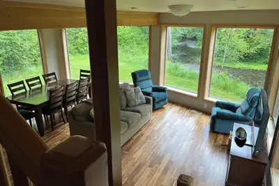 Image de Unique Accueil à Willard, Wa. 40 acres, 50 pieds de Little White Salmon River