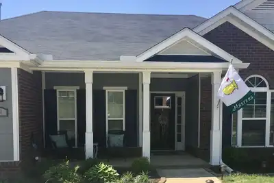 Image de Spacieuse location de maître de 4 chambres