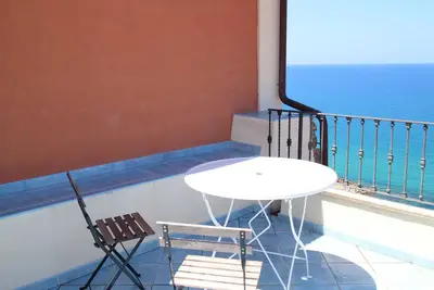 Image de Dependance Delle Grazie dans le charmant Pizzo à la mer + Parking + Wifi