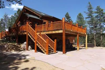 Image de Nouveau spa janvier 2018 - La cabine à TihsreeD (Tiz-reed) avec le nouveau spa!