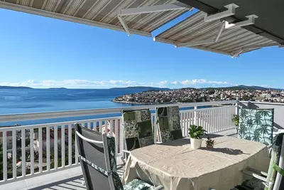Image de Tia 2 avec 3 chambres et 2 salles de bain, à 250m de la plage