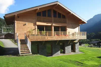Image de Luxueux châlet moderne et authentique, dans cadre exceptionnel, Spa et Sauna