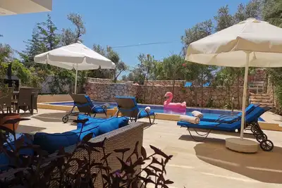 Appartement Duplex 3 Chambres avec Grande Piscine (pour votre usage privé) et Wifi gratuit