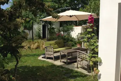 Image de Charmante maison Grand Village, 140 m2 et jardin privé