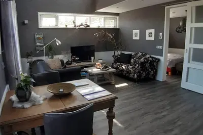 Image de Spacieux Lodge avec vue dégagée à 1 km de la plage sud de Walcheren