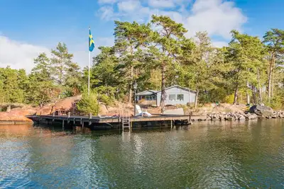 Image de Maison de rêve Inga Lindström dans l'archipel, magnifique propriété en bord de mer