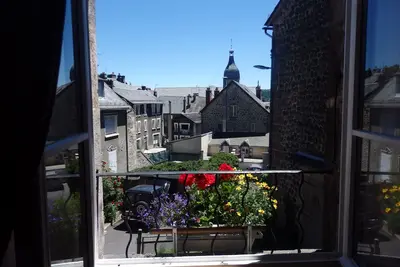 Image de Dans le quartier Médiéval de la petite citée de Caractère de Murat
