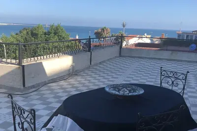 Image de Villa rooftop avec vue magnifique sur la baie de Tanger