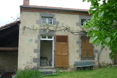 Image de Gîte 4\/5 pers à Arlet \"dans un écrin de verdure\"