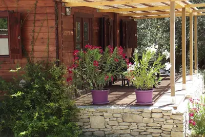 Image de chalet en Provence a proximité de l'isle sur sorgue