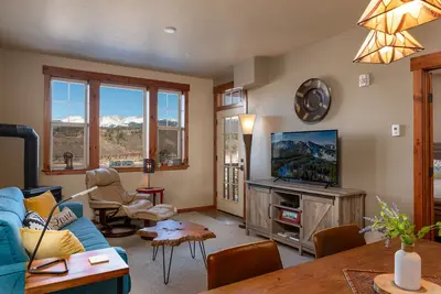 Image de Tout neuf! 2 Bed 2 Bath Condo - Absolument Magnifique!